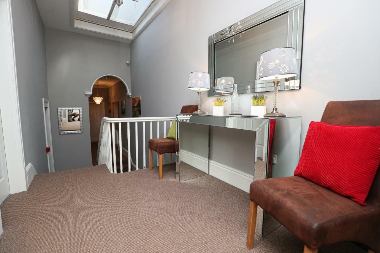 3 -Min Walk To Southport Pier & Beach Fast Wi-Fi & Perfect Getaway Bagian luar foto