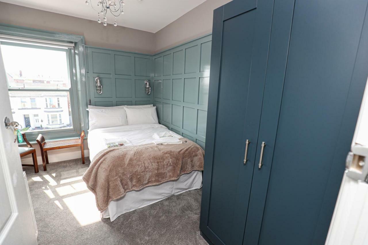 3 -Min Walk To Southport Pier & Beach Fast Wi-Fi & Perfect Getaway Bagian luar foto